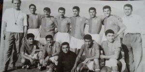 در این روزگار تیره و ایام طوفانی، عزیزی بی صدا از بین ما کوچ کرد و به دیار باقی شتافت و دیدار بعدی را به آخرت وعده داد. وداع با عبدالرحمان فاضلی...