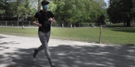 نایب رئیس هیات پزشکی ورزشی استان کرمانشاه بر استفاده ورزشکاران از ماسک به هنگام انجام تمرینات ورزشی تاکید کرد.