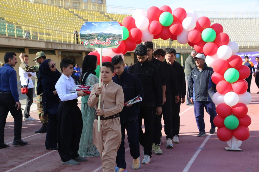 هفتمین دوره المپیاد استعدادهای برتر ورزش کشور در رشته دوومیدانی بخش پسران از صبح امروز پنجشنبه یکم آبان ماه در ماده های مختلف آغاز شد.

🔸 این مسابقات با حضور دوندگان استان های مختلف و در رده سنی ۲۲ تا ۱۶ سال در ورزشگاه ۱۵ هزار نفری مجموعه ۲۲ گولان سنندج برگزار می شود.